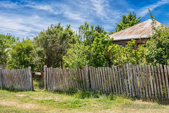 Pioneering residence and garden.