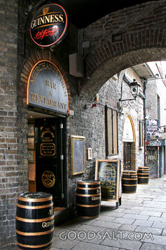 Old Stone Pub in Dublin Alley
