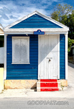 Dake&#039;s Office Exterior
