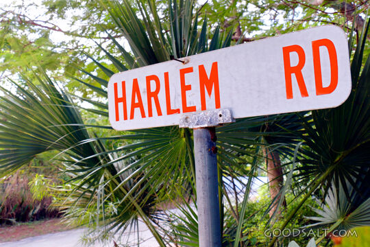 Harlem Road Sign