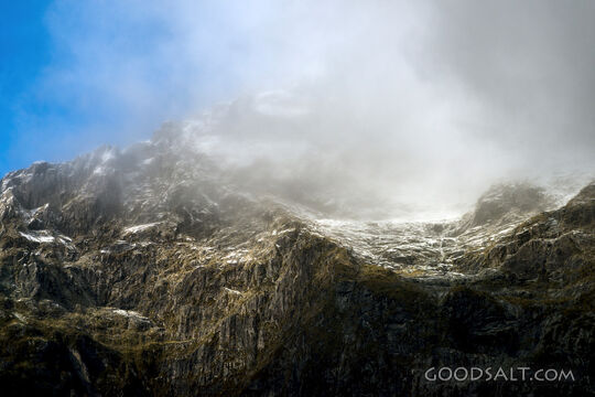 Glory in the Mountain Cloud