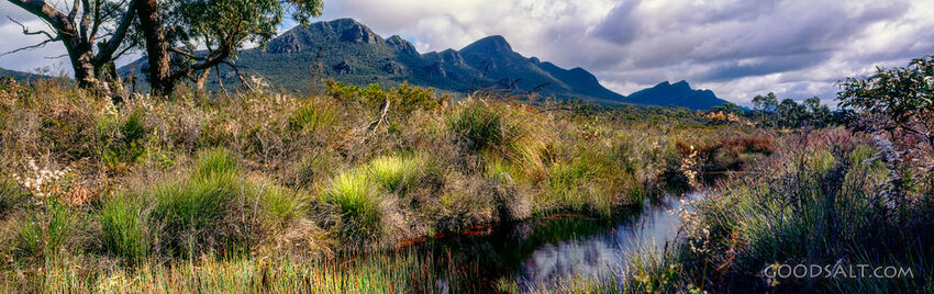 watery mountain scenery