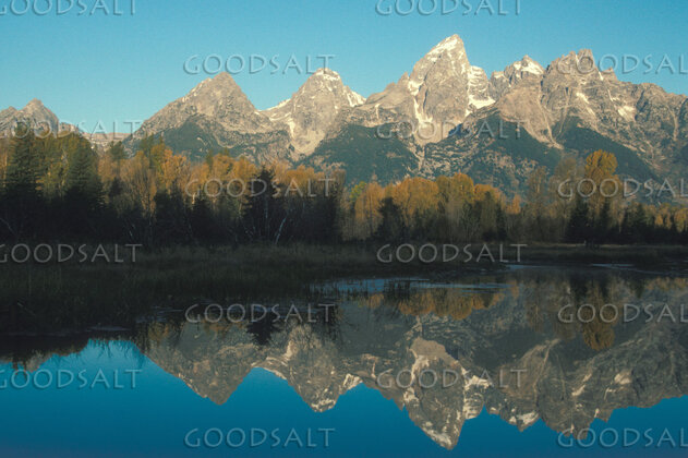 Mountain Majesty Reflected in Still Waters