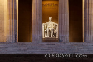 Abraham Lincoln Memorial at Dusk