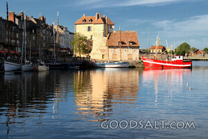 Quiet Harbor Reflections