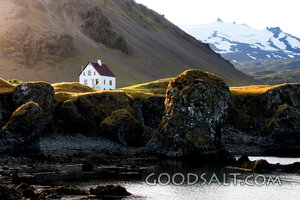 Quiet Refuge Beneath the Mountains