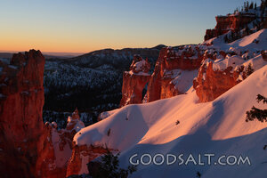 UTAH. Bryce Canyon National Park. Sunrise on Natural Bridge 