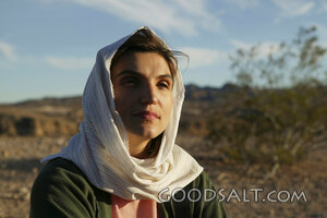 Israelite Woman Lifting Her Eyes