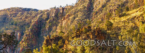 outback dry river gorge scenery