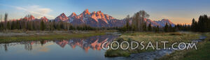 WYOMING. Teton National Park. Panorama of Teton mountain ran